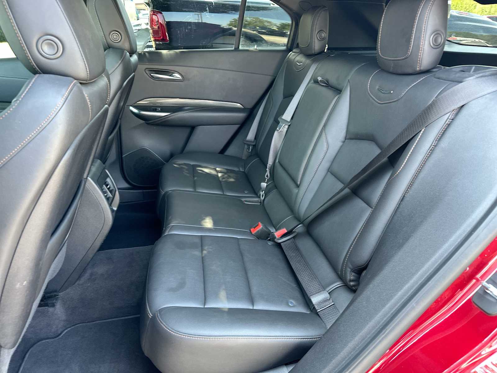 Thumbnail: 2020 Cadillac XT4 - 23