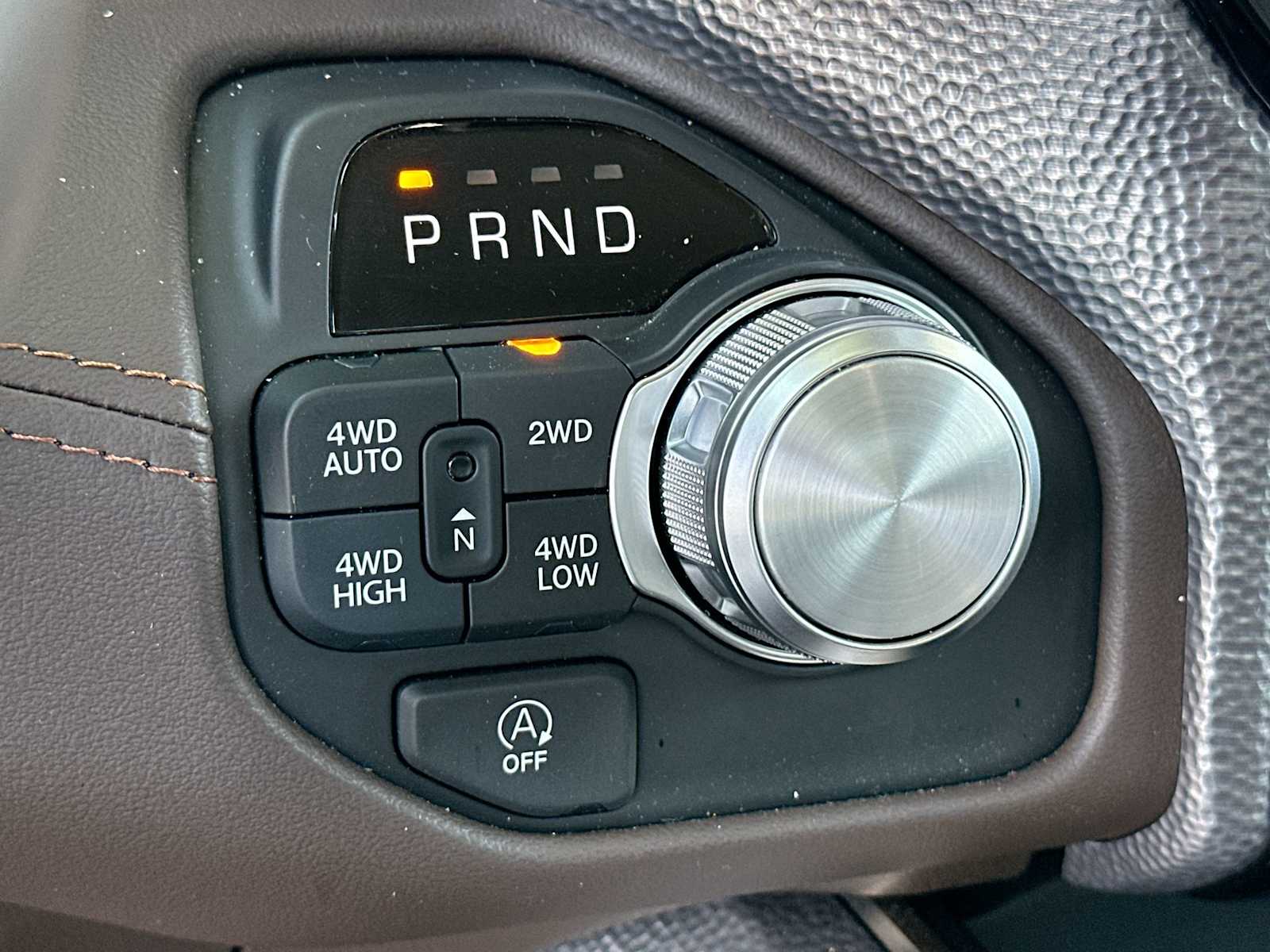 Thumbnail: 2025 RAM 1500 - 21