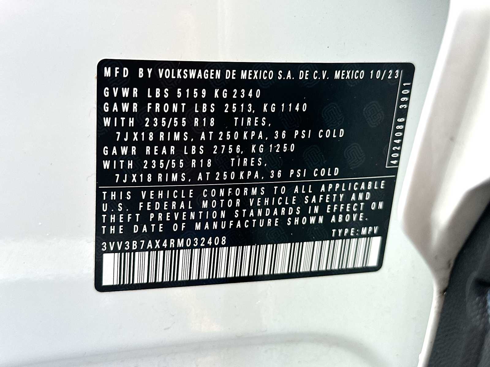 Thumbnail: 2024 Volkswagen Tiguan - 22