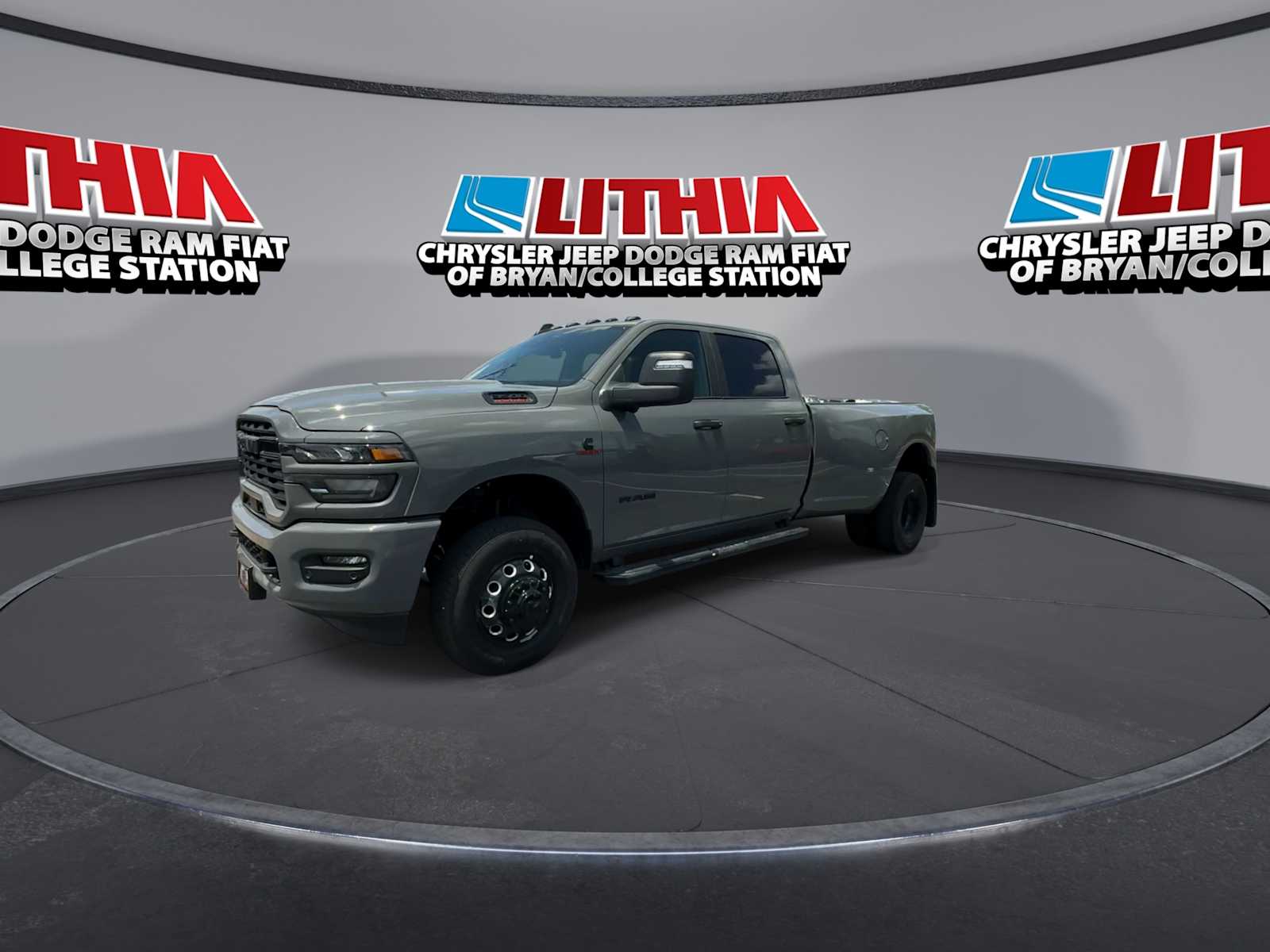 New 2026 Ram 3500 BIG HORN CREW CAB 4X4 Pickup