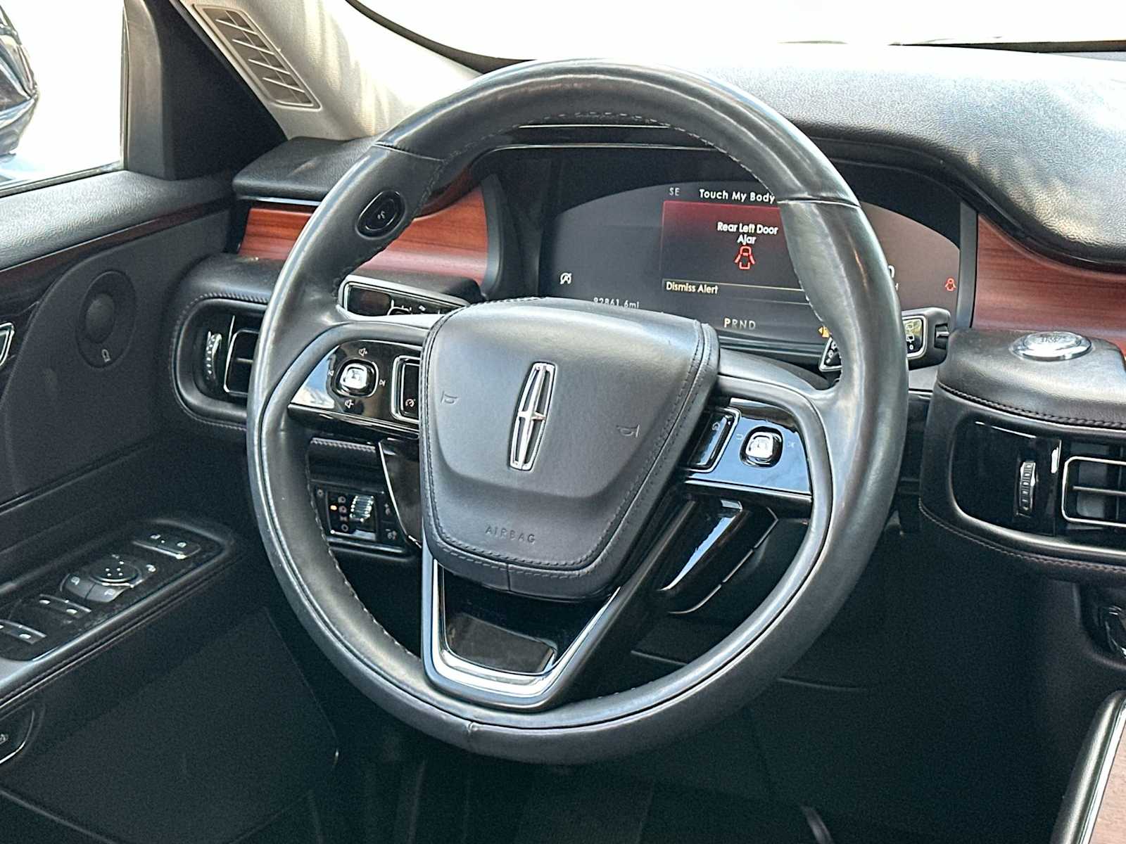 Thumbnail: 2021 Lincoln Aviator - 27