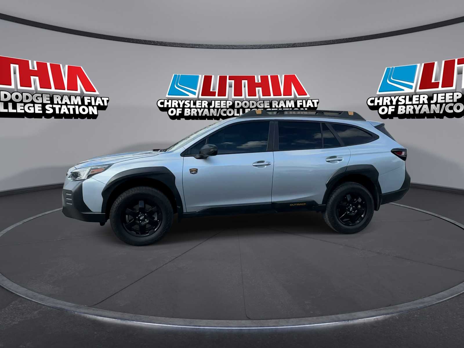 Thumbnail: 2022 Subaru Outback - 4