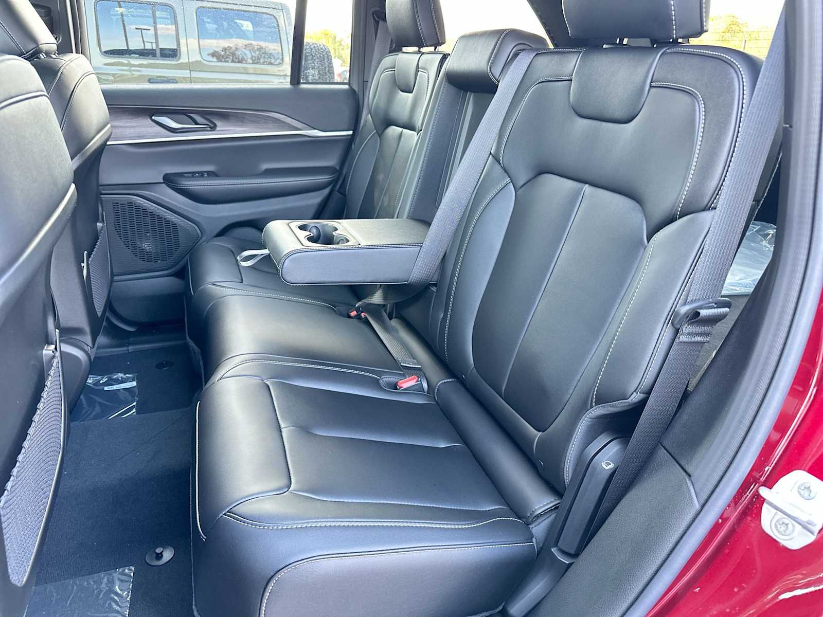 Thumbnail: 2025 Jeep Grand Cherokee - 23