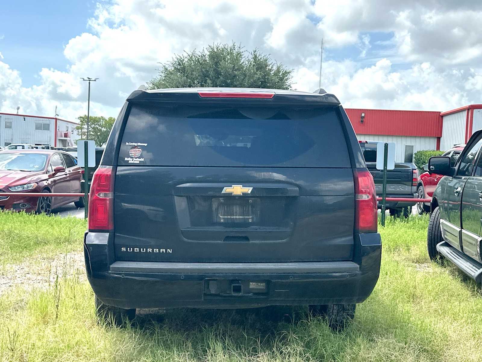 Thumbnail: 2019 Chevrolet Suburban - 5