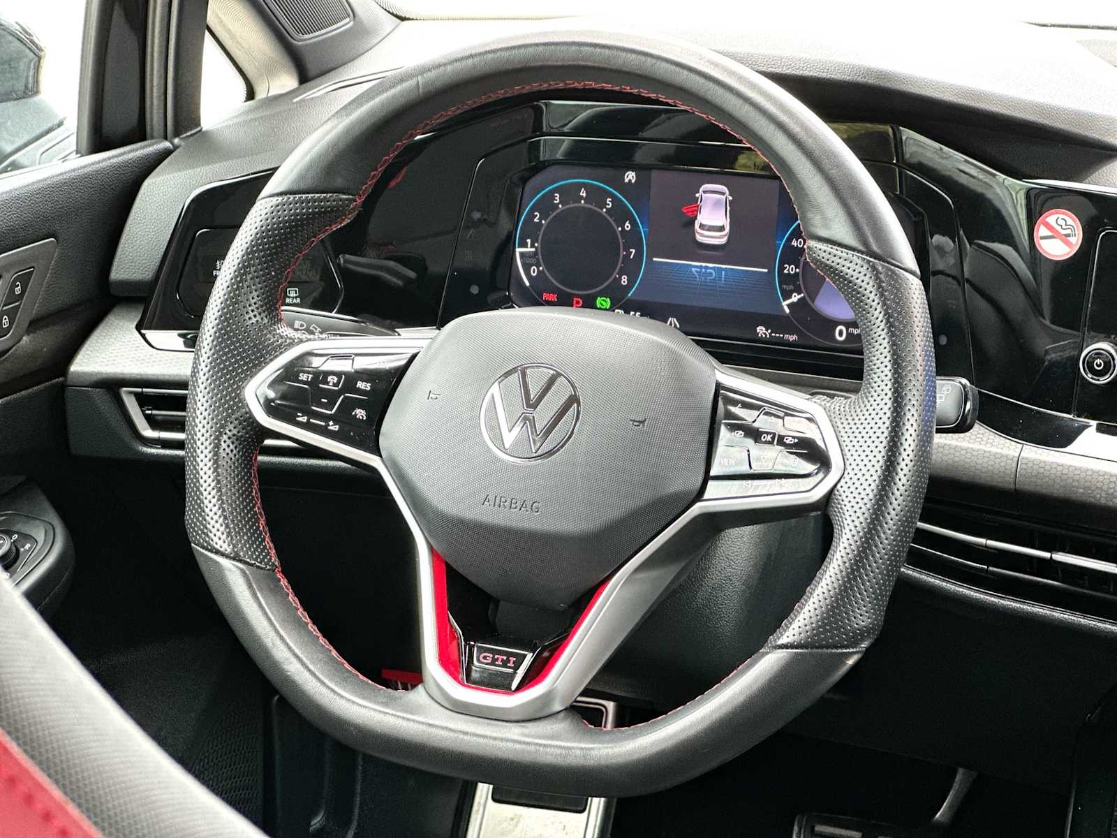 Thumbnail: 2024 Volkswagen Golf - 27