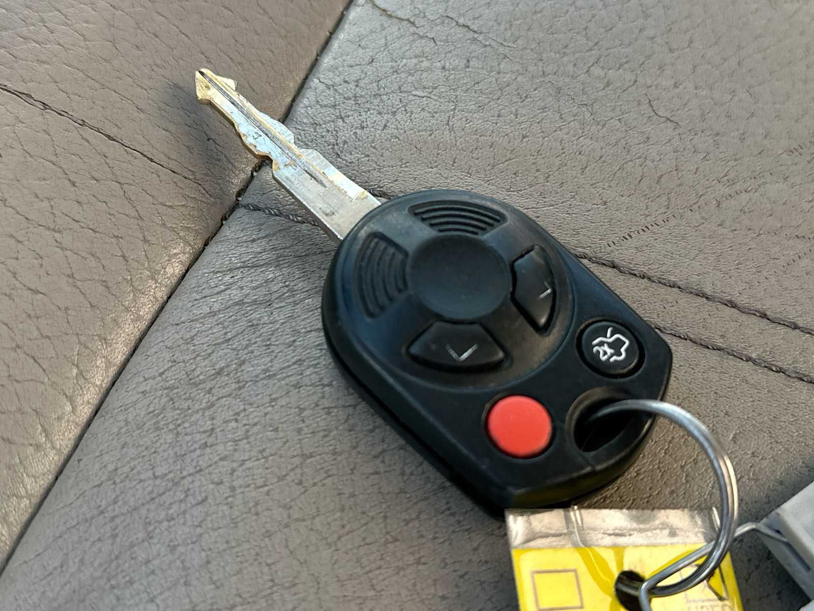 Thumbnail: 2009 Ford Edge - 29