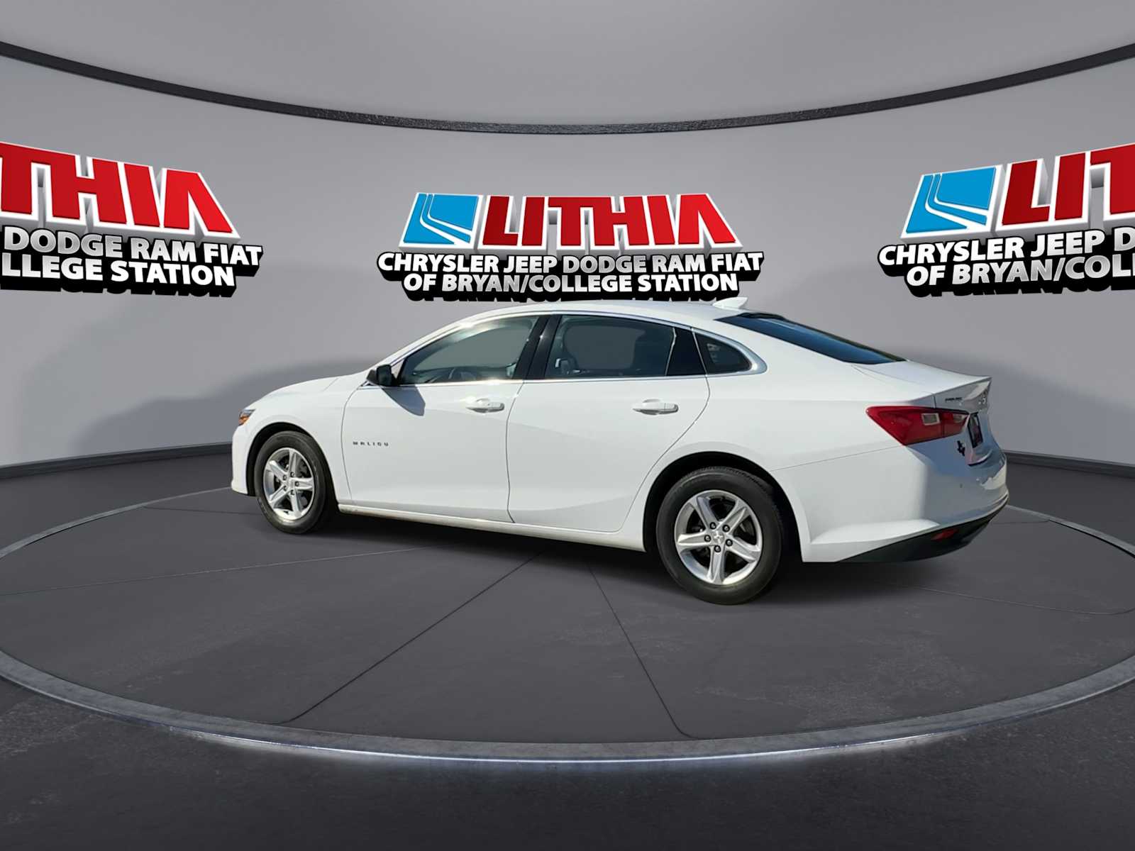 Thumbnail: 2024 Chevrolet Malibu - 5