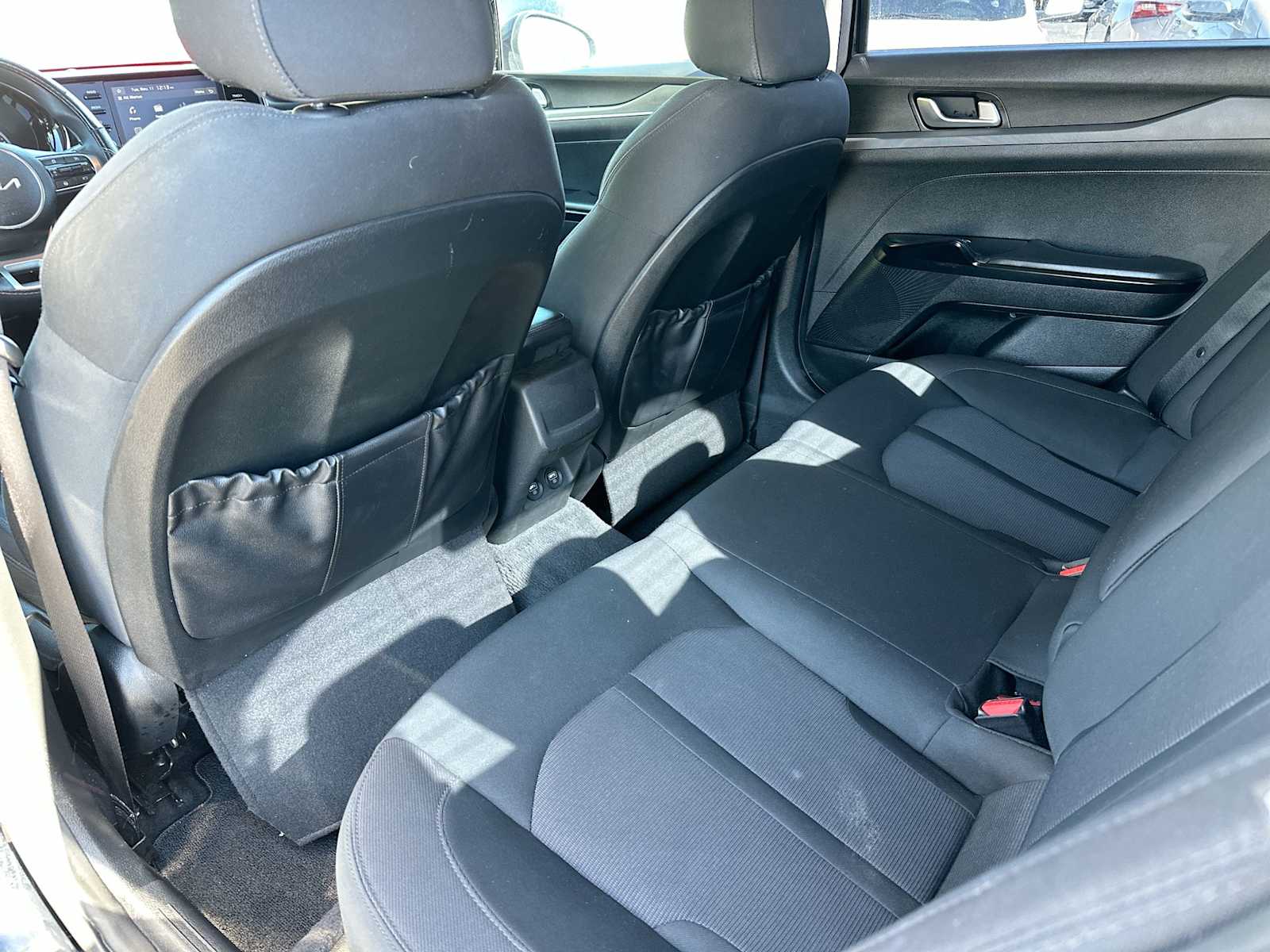 Thumbnail: 2022 Kia K5 - 24