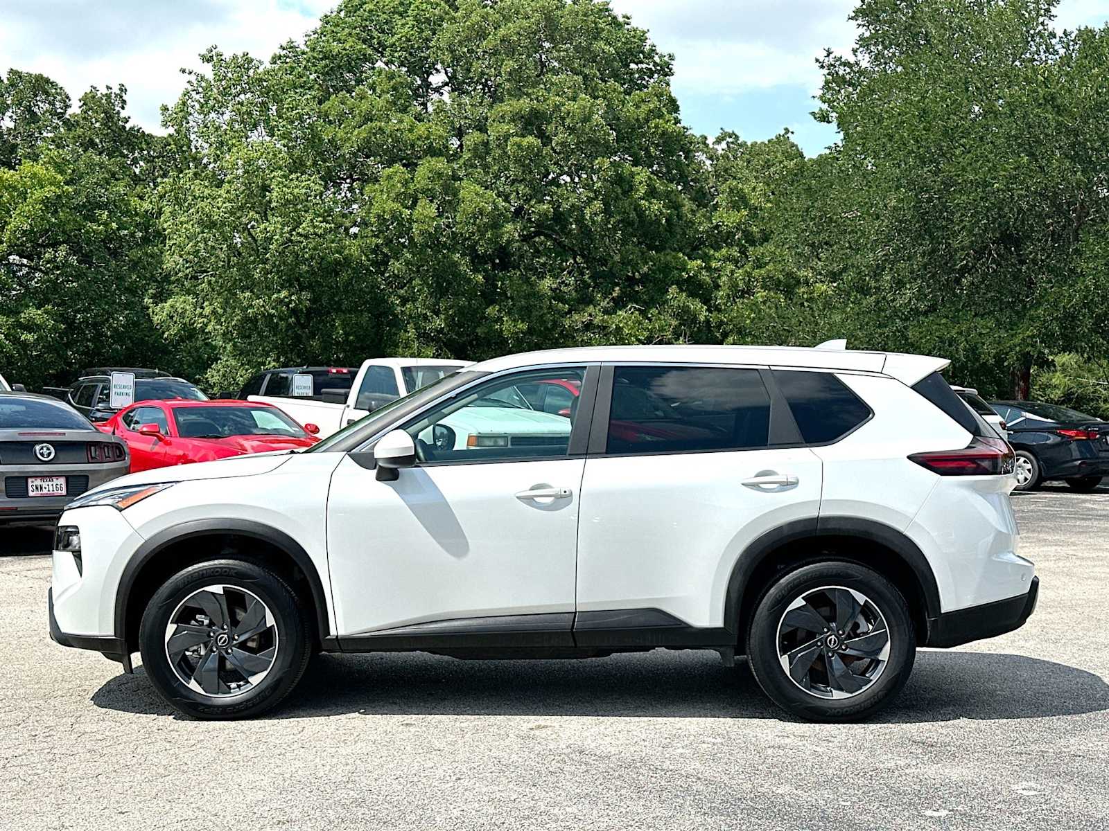 Thumbnail: 2025 Nissan Rogue - 11
