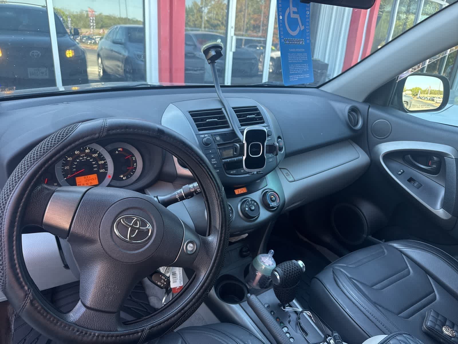 Thumbnail: 2011 Toyota RAV4 - 4