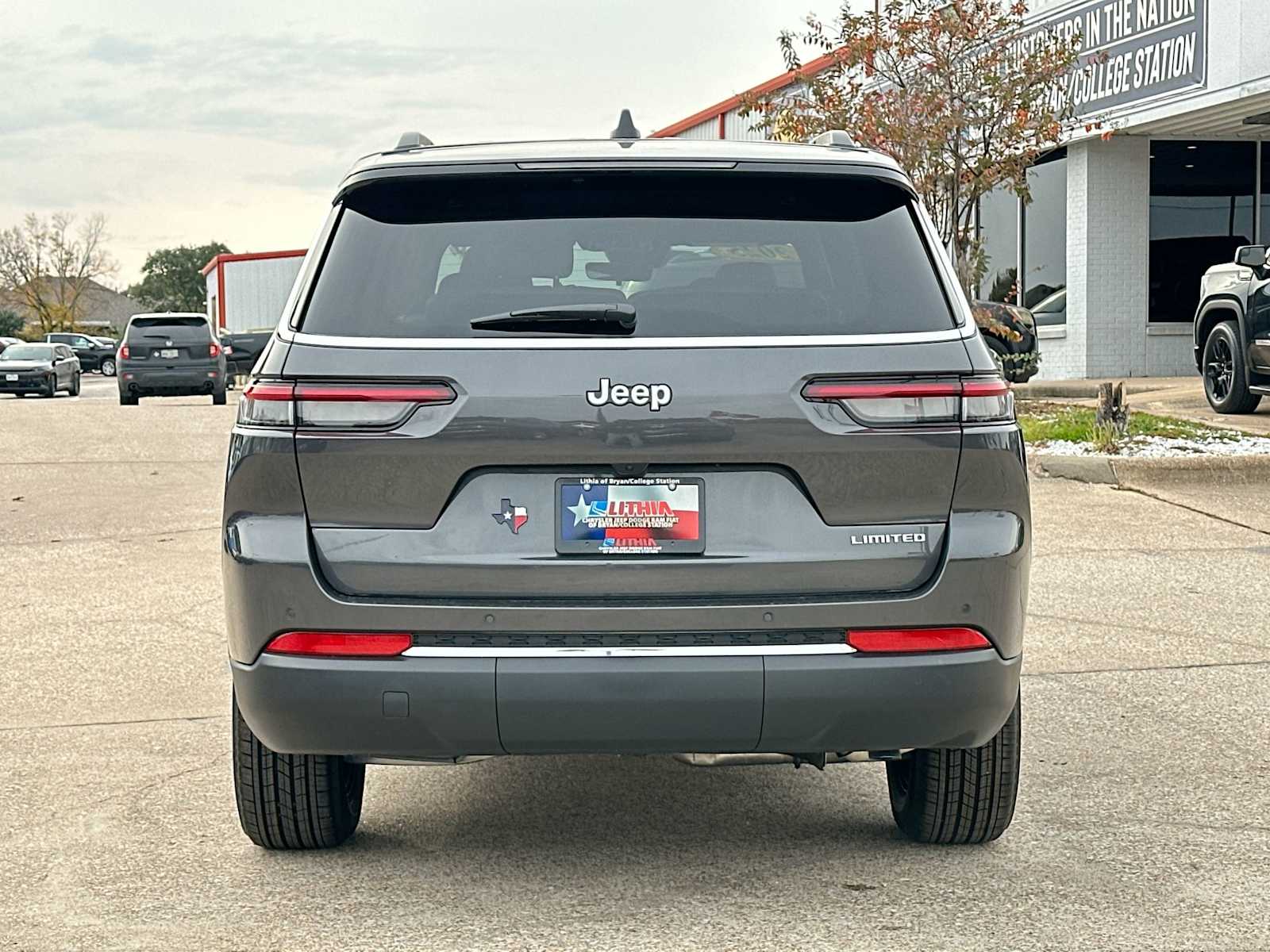 Thumbnail: 2025 Jeep Grand Cherokee - 14