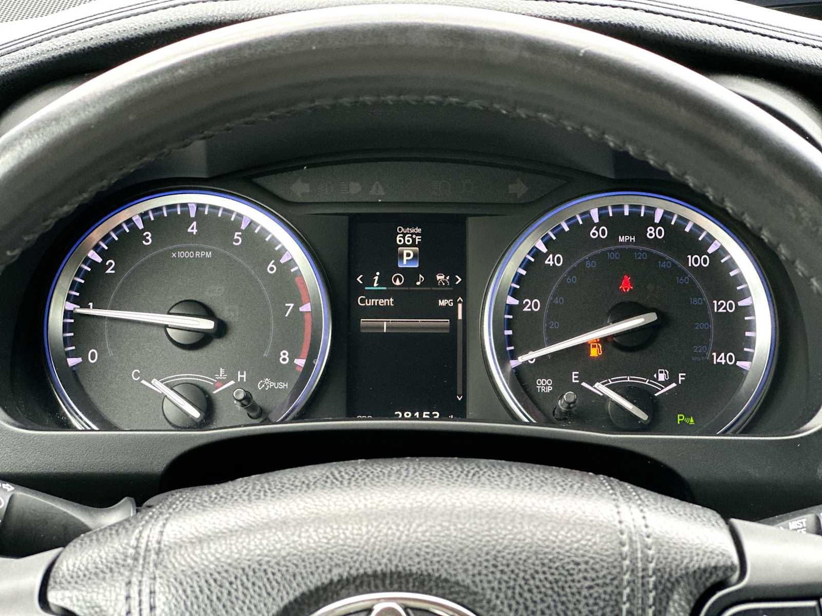 Thumbnail: 2015 Toyota Highlander - 18