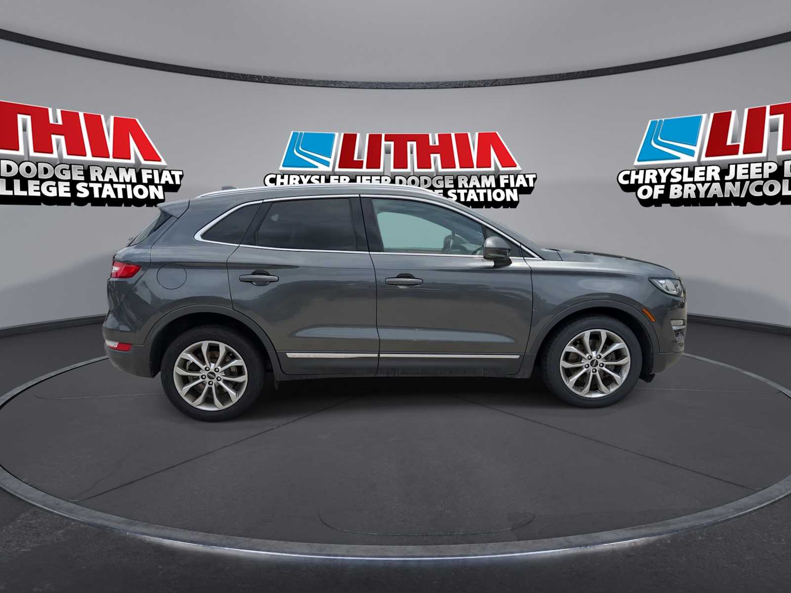 Thumbnail: 2019 Lincoln MKC - 9