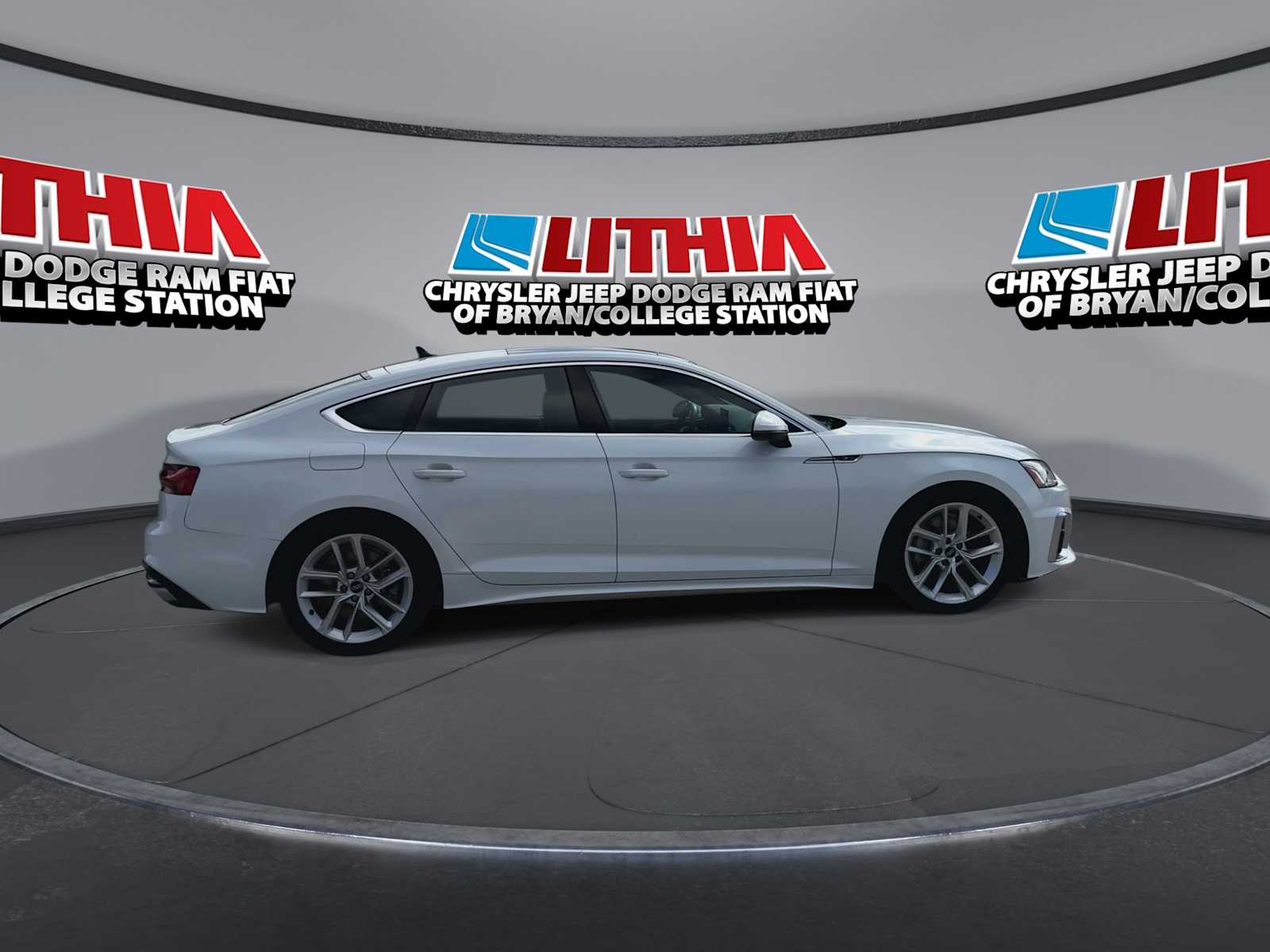 Thumbnail: 2024 Audi A5 - 9