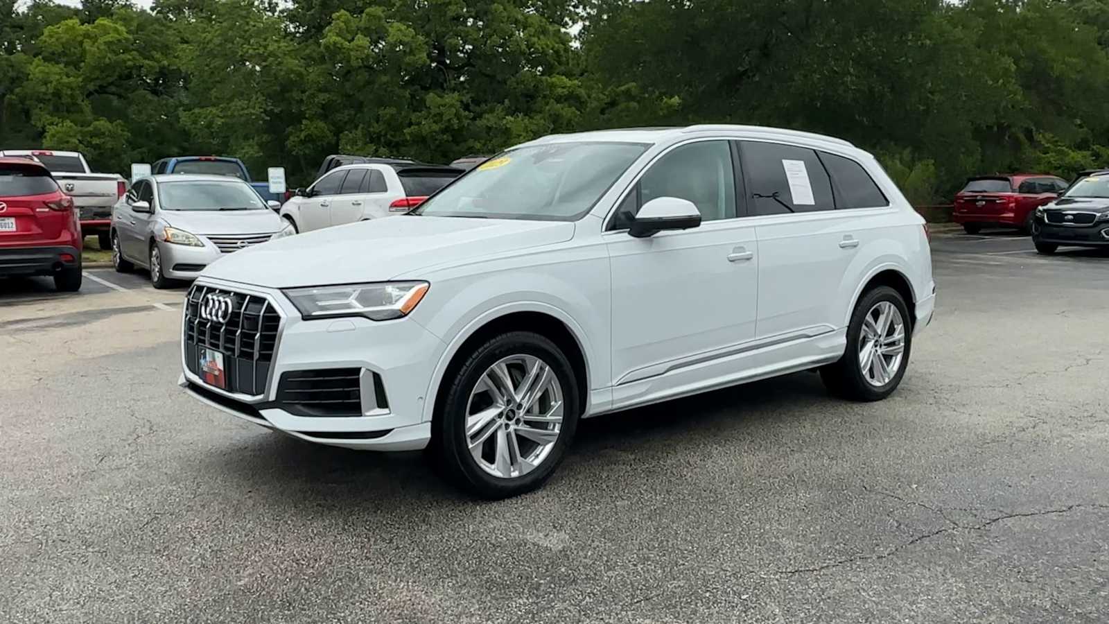 Thumbnail: 2023 Audi Q7 - 4