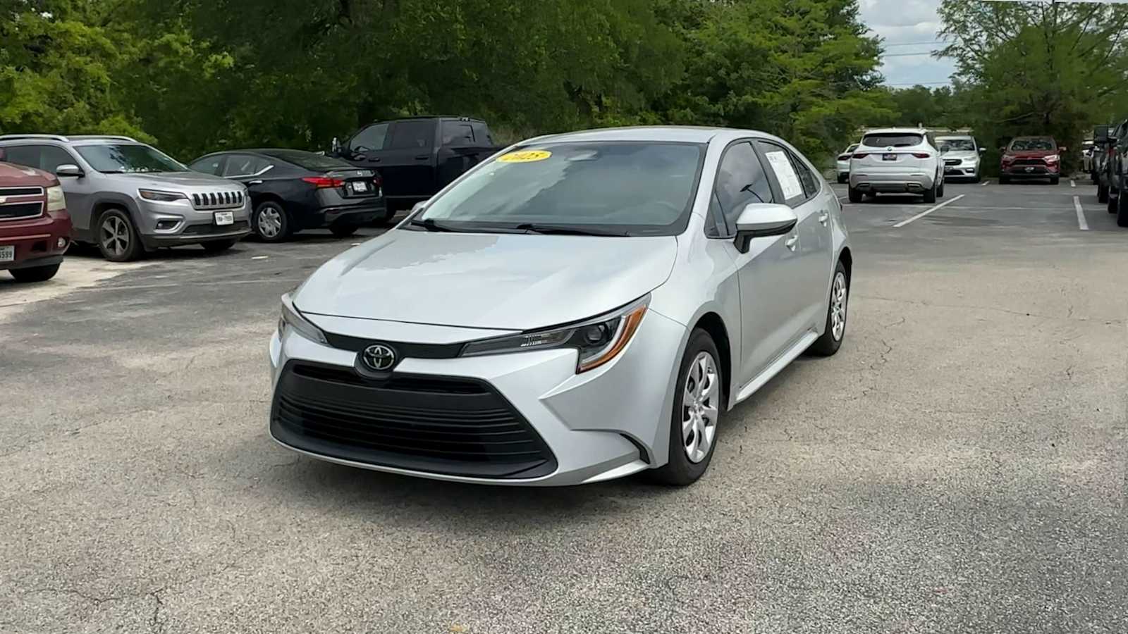 Thumbnail: 2025 Toyota Corolla - 3