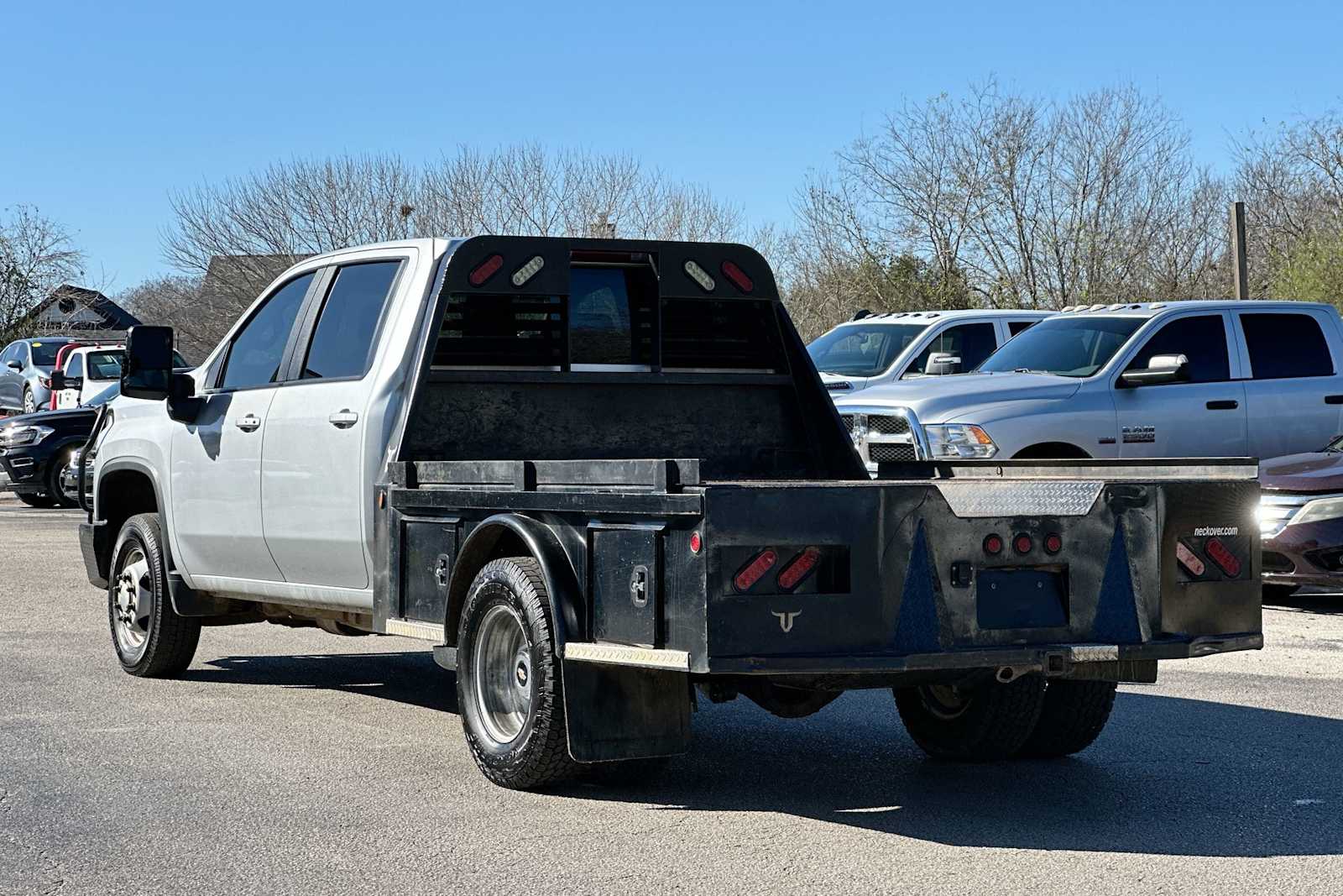 Thumbnail: 2022 Chevrolet Silverado 3500 - 13