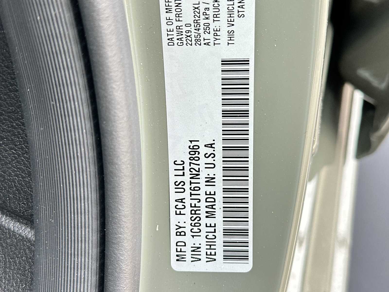 Thumbnail: 2026 RAM 1500 - 22