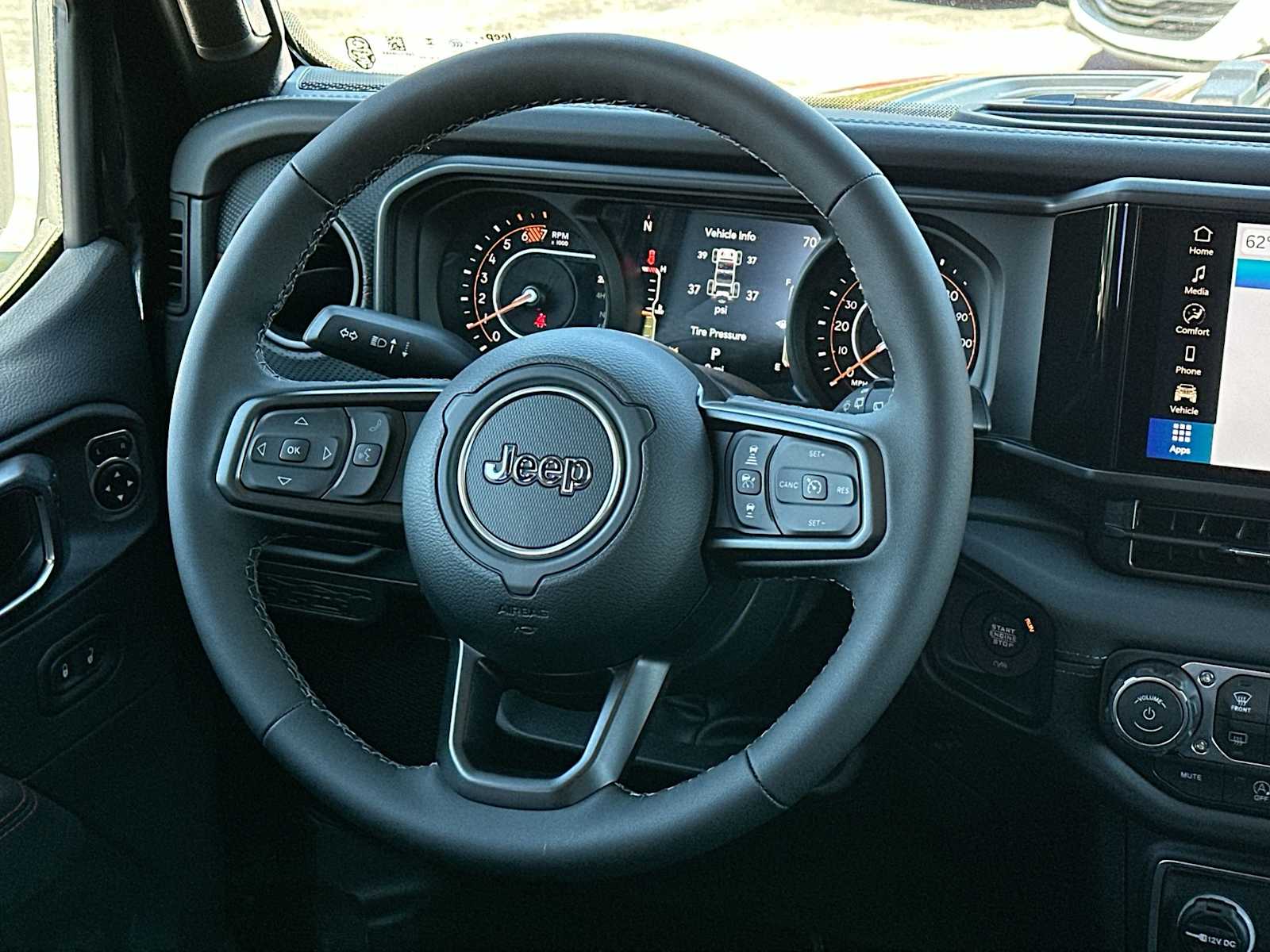 Thumbnail: 2026 Jeep Wrangler - 27