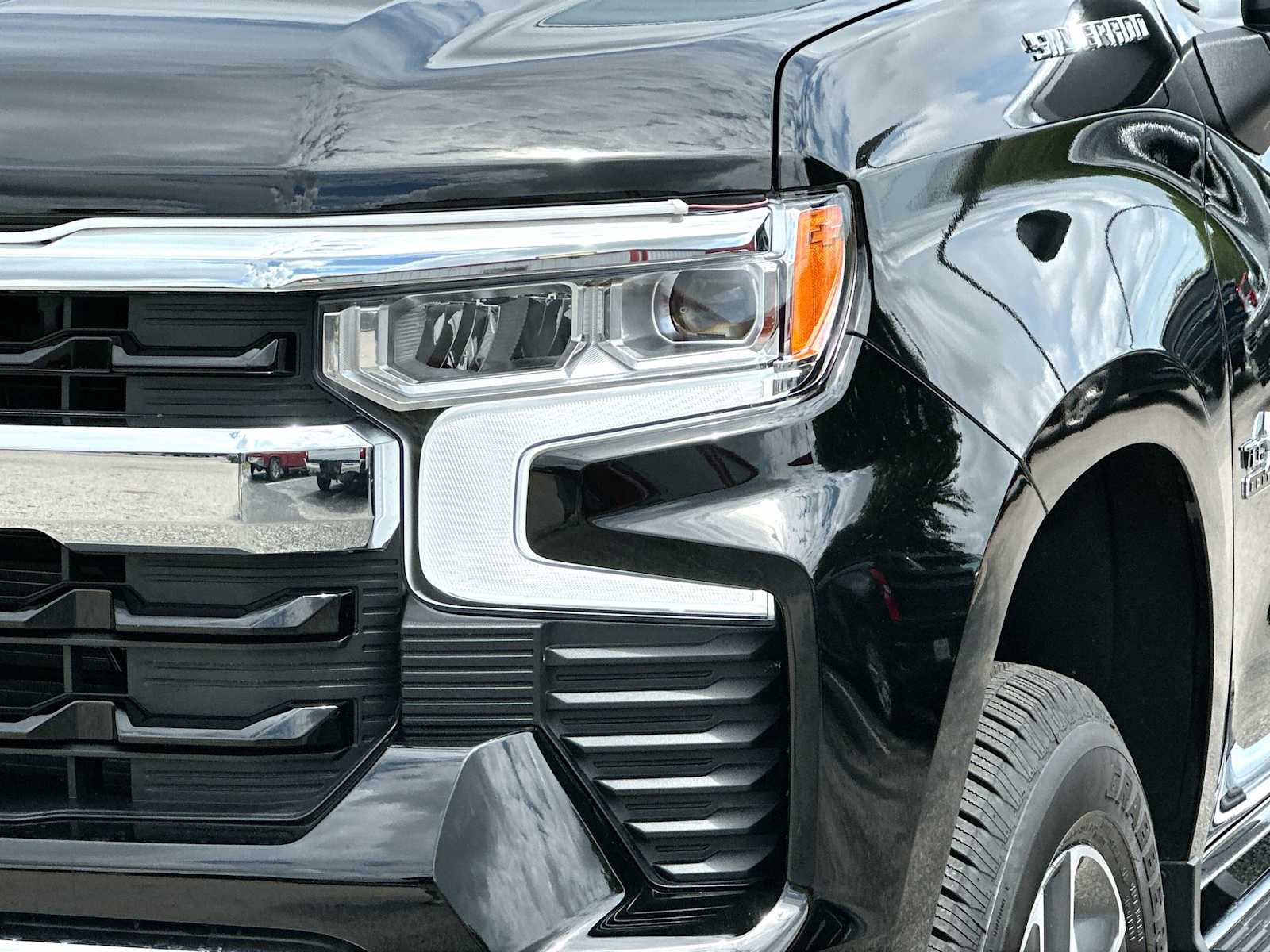 Thumbnail: 2026 Chevrolet Silverado 1500 - 16