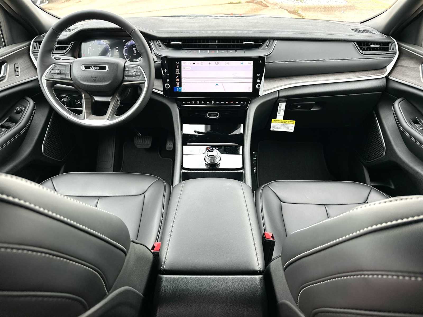 Thumbnail: 2026 Jeep Grand Cherokee - 25