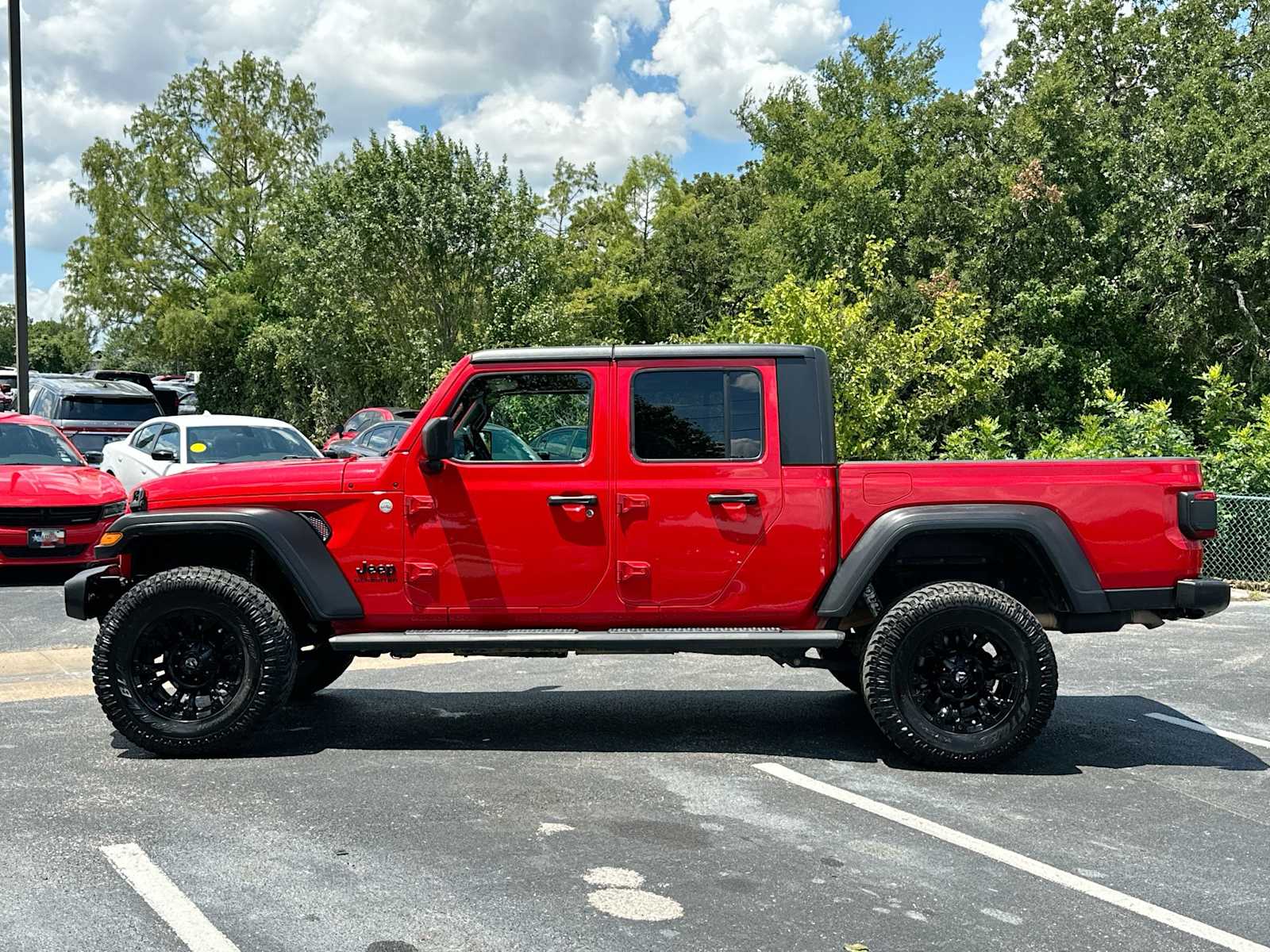Thumbnail: 2020 Jeep Gladiator - 12