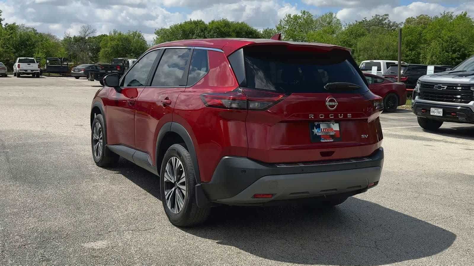 Thumbnail: 2023 Nissan Rogue - 6