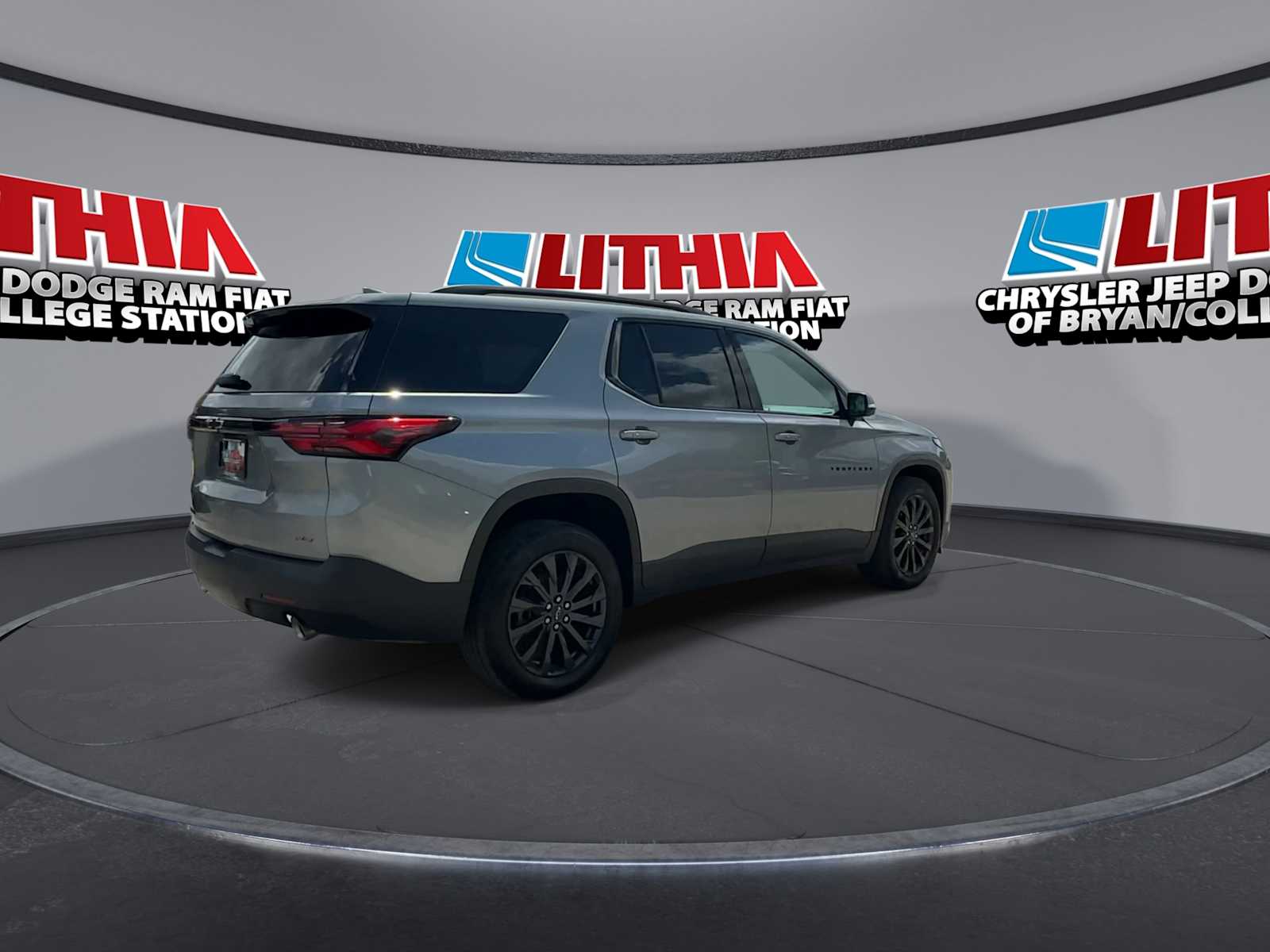 Thumbnail: 2023 Chevrolet Traverse - 8