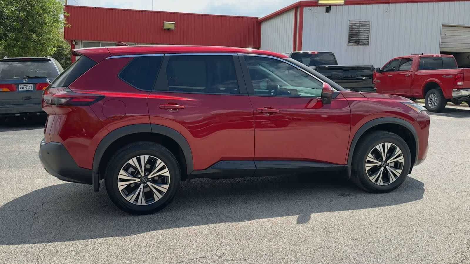 Thumbnail: 2023 Nissan Rogue - 8