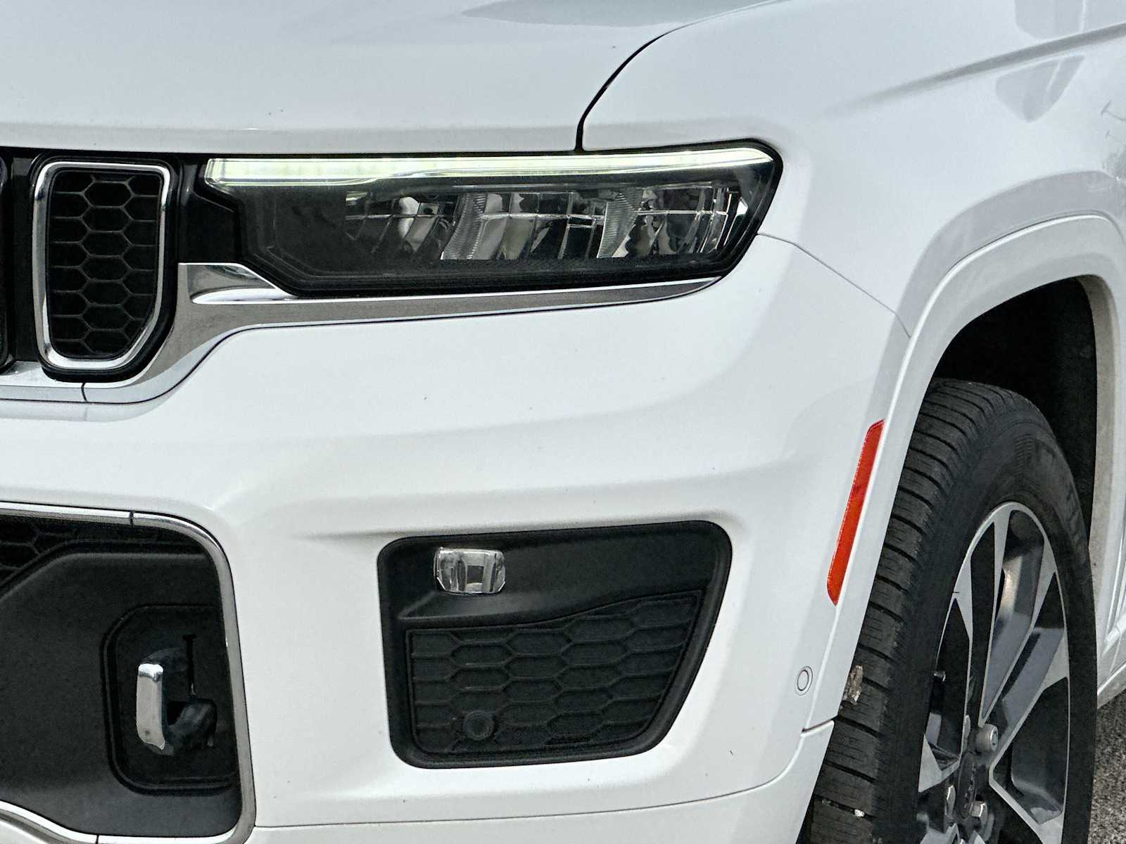 Thumbnail: 2021 Jeep Grand Cherokee L - 16