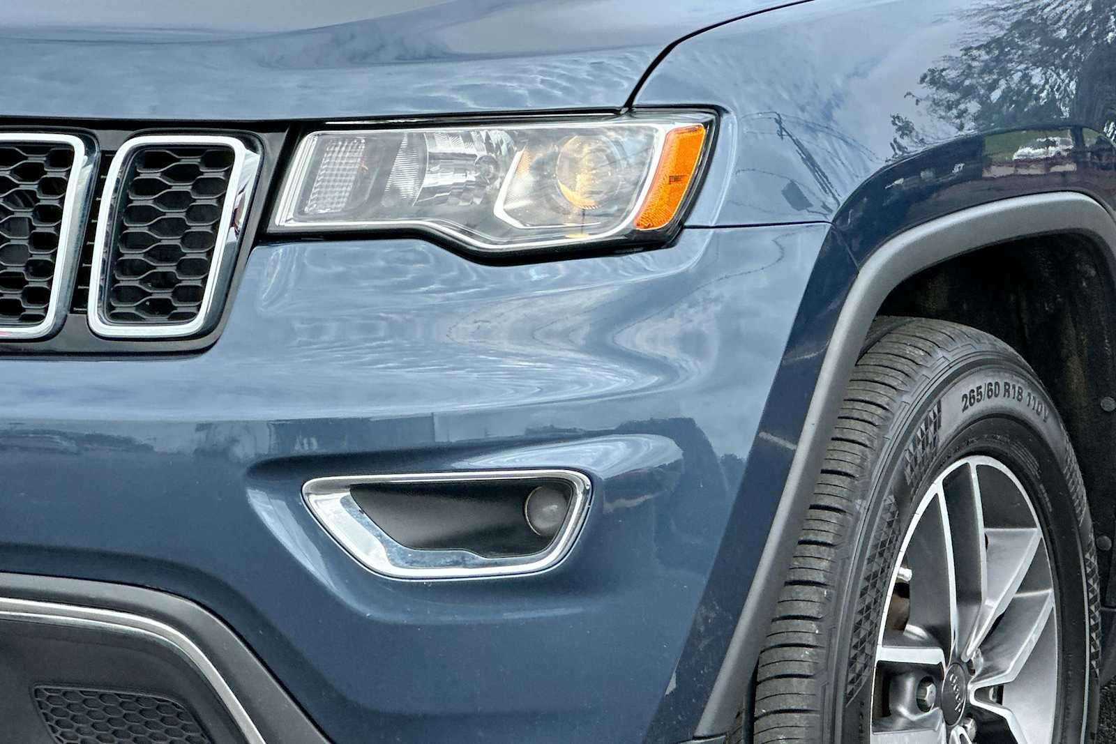 Thumbnail: 2021 Jeep Grand Cherokee - 16