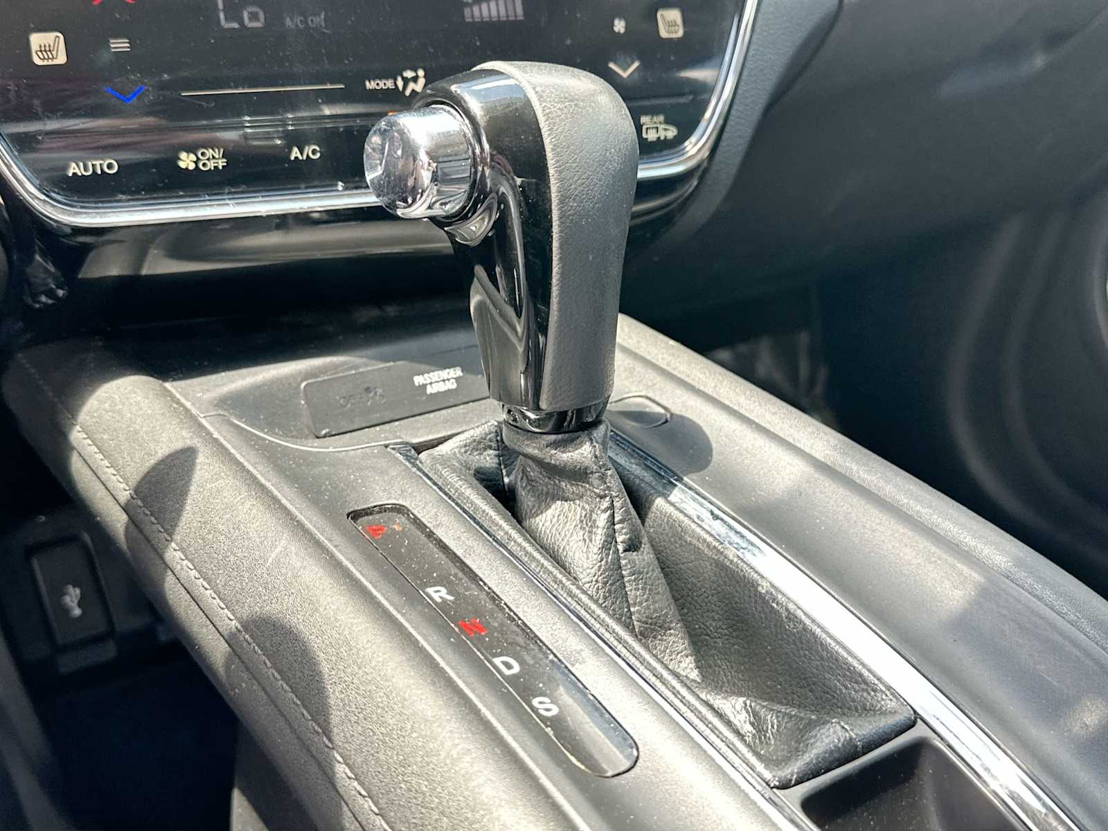 Thumbnail: 2018 Honda HR-V - 21