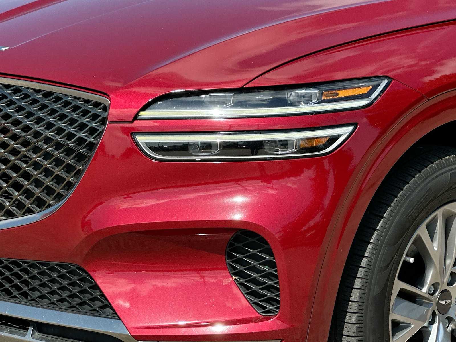 Thumbnail: 2022 Genesis GV70 - 16
