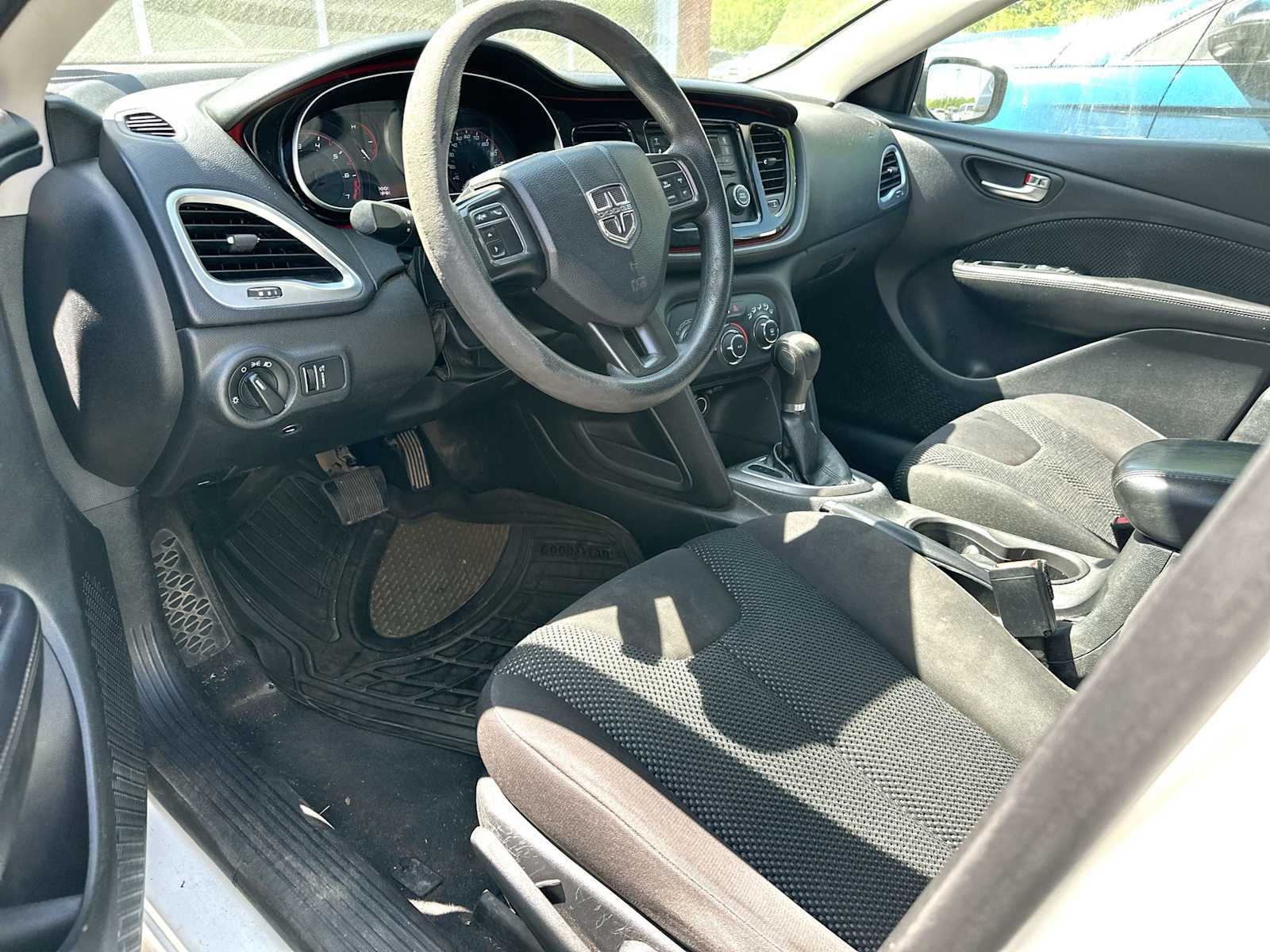 Thumbnail: 2015 Dodge Dart - 5