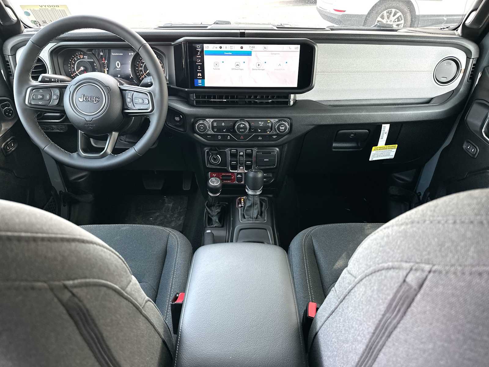 Thumbnail: 2026 Jeep Gladiator - 25