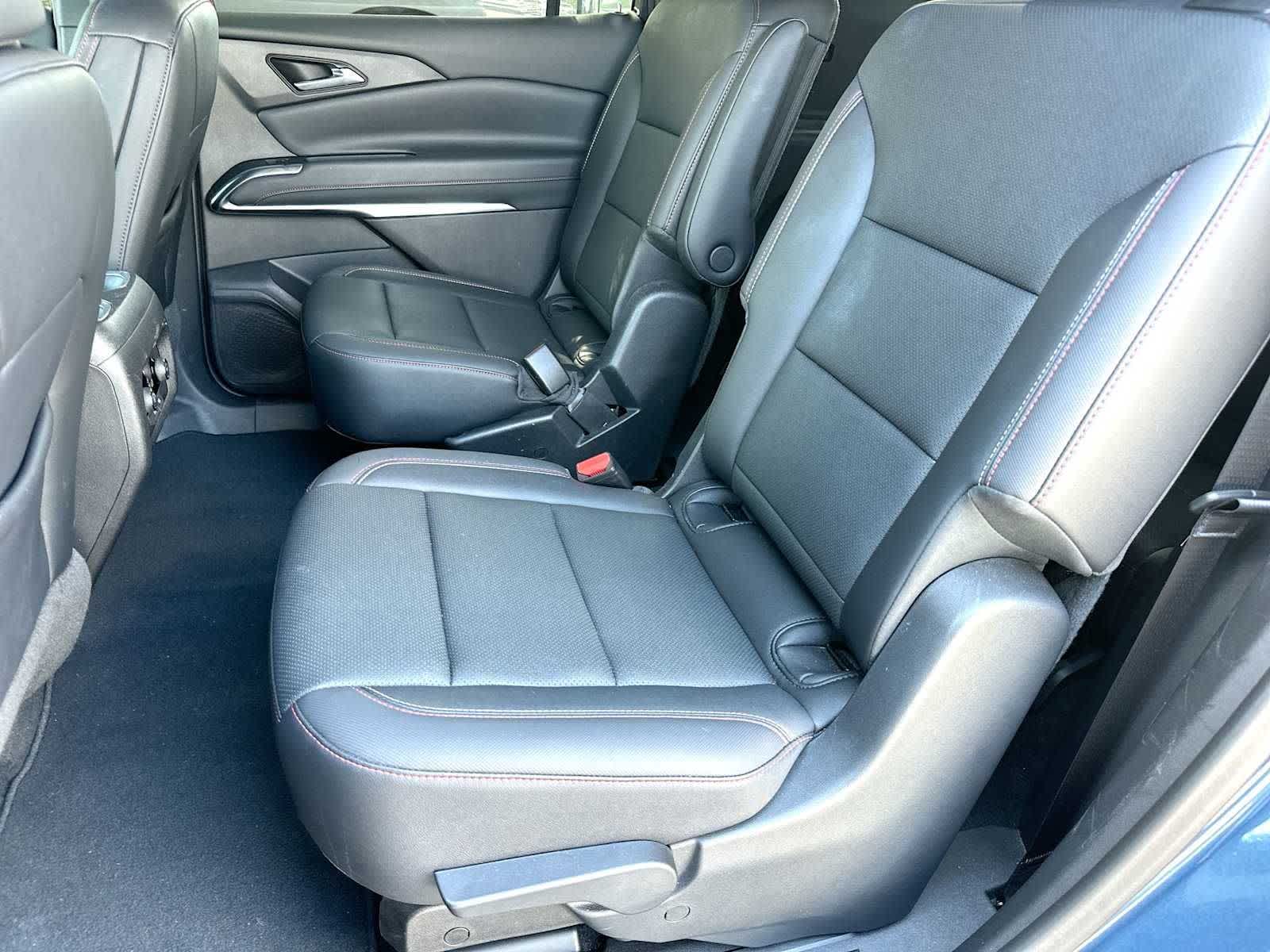 Thumbnail: 2025 Chevrolet Traverse - 23