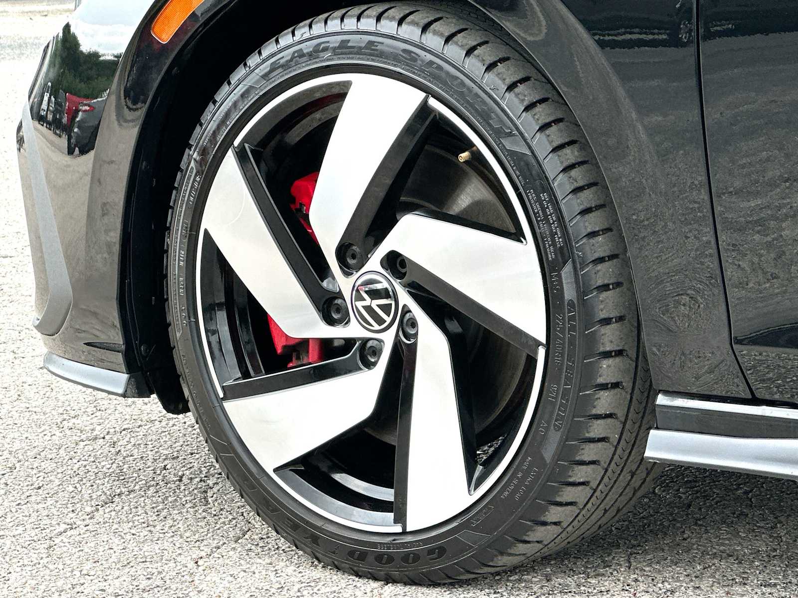 Thumbnail: 2024 Volkswagen Golf - 11