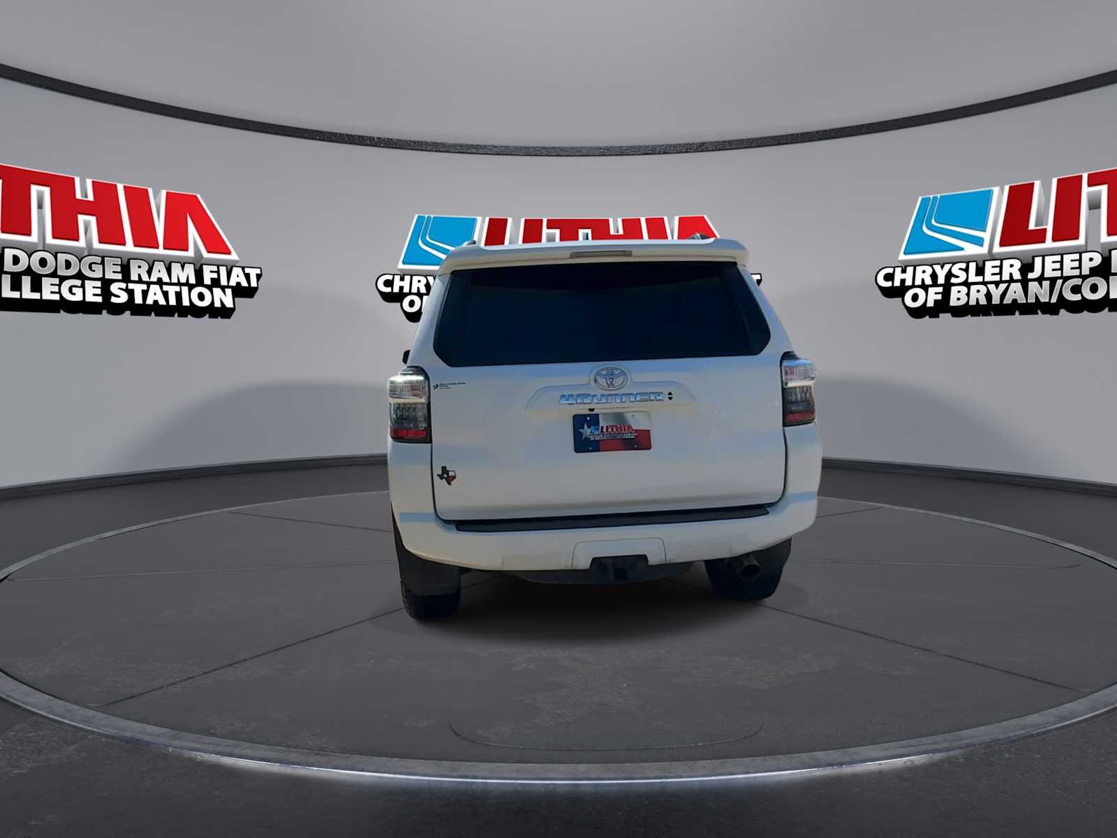 Thumbnail: 2022 Toyota 4Runner - 7