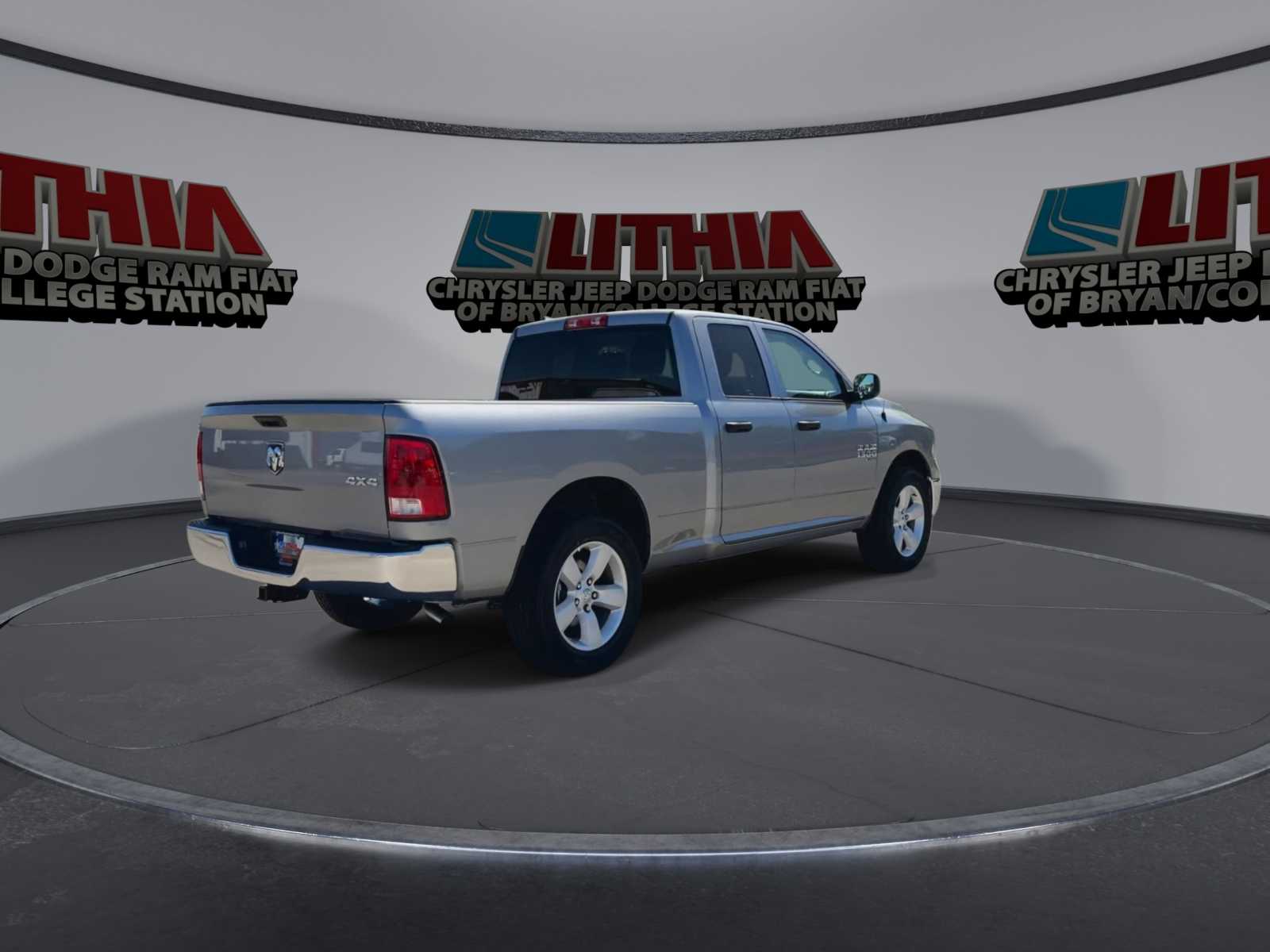 Thumbnail: 2024 RAM 1500 Classic - 8