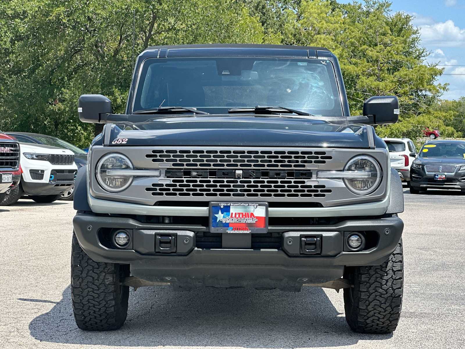 Thumbnail: 2023 Ford Bronco - 10