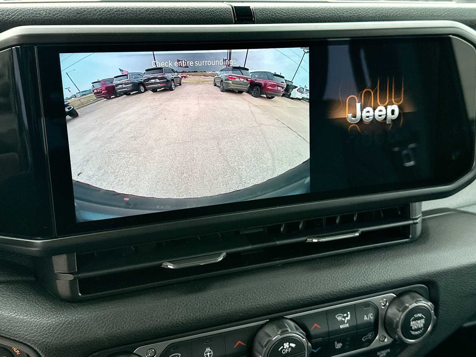 Thumbnail: 2026 Jeep Wrangler - 20