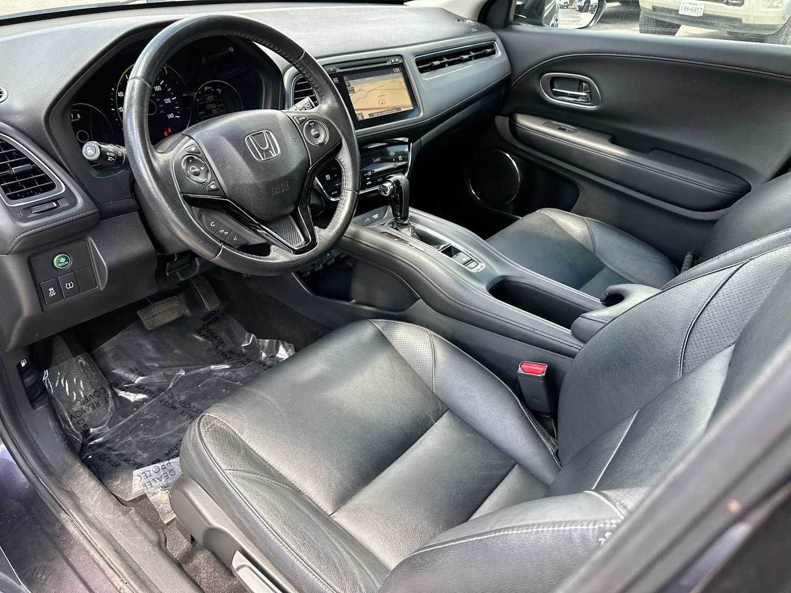 Thumbnail: 2018 Honda HR-V - 18