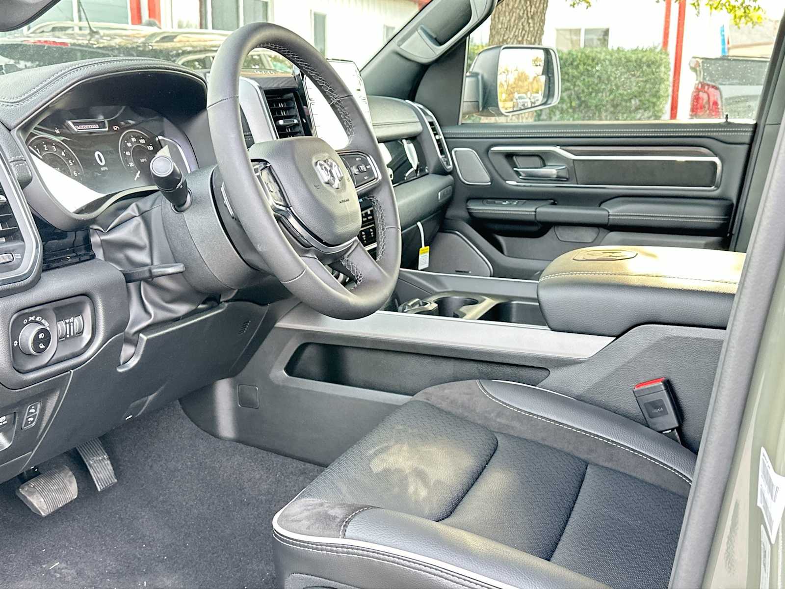 Thumbnail: 2026 RAM 1500 - 18