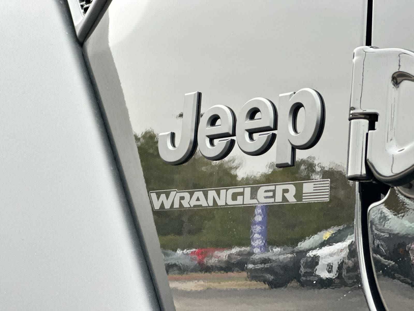 Thumbnail: 2026 Jeep Wrangler - 15