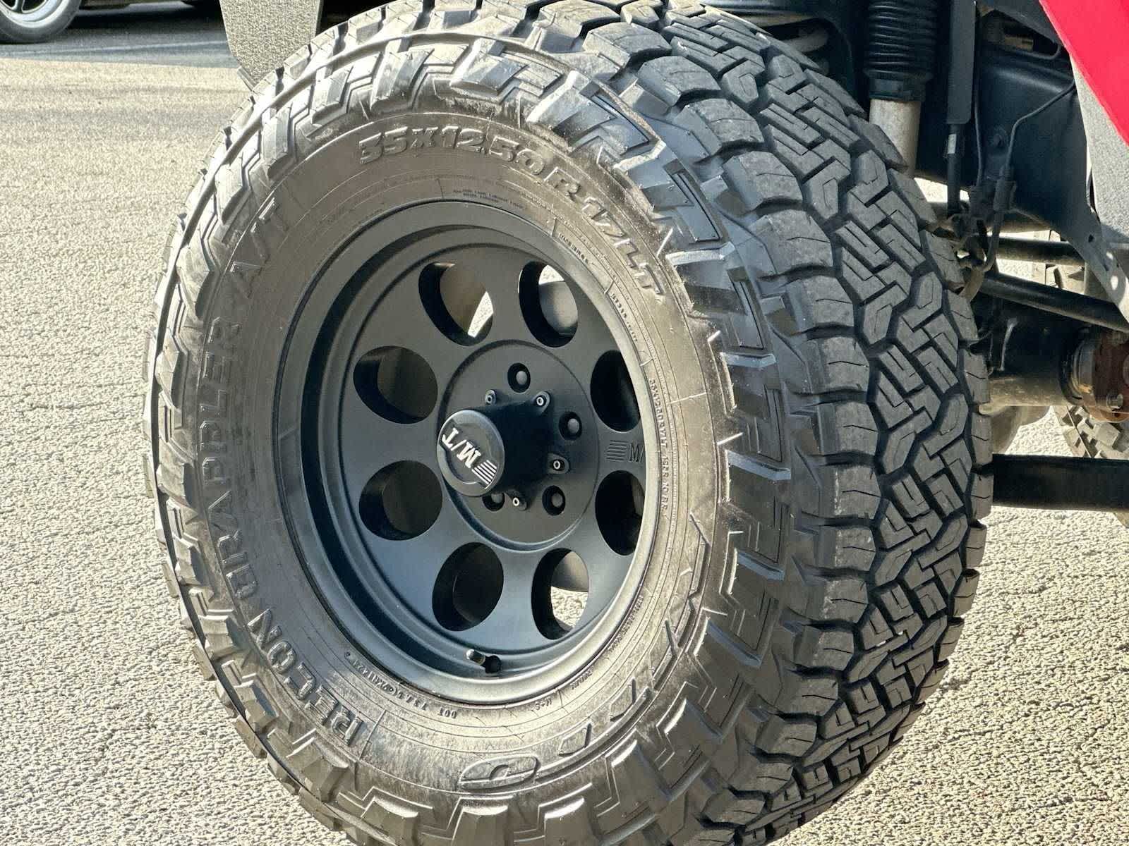 Thumbnail: 2016 Jeep Wrangler - 11