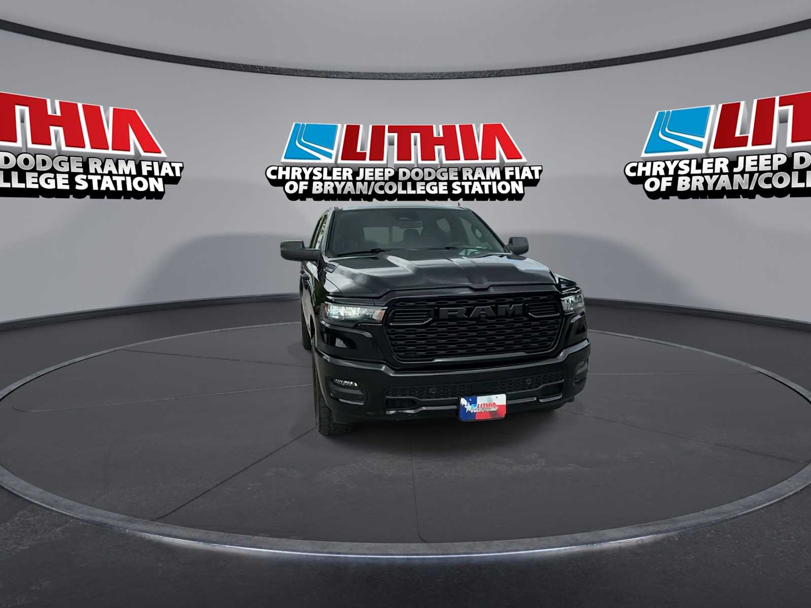 Thumbnail: 2025 RAM 1500 - 2