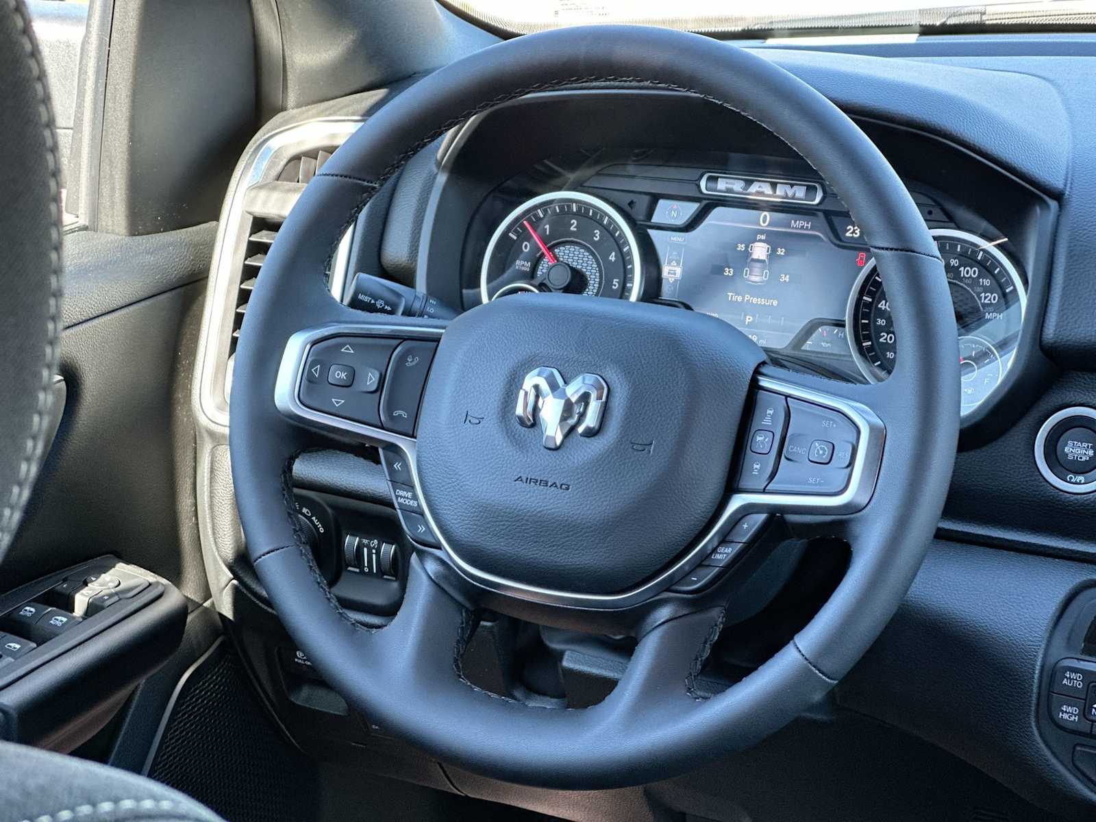 Thumbnail: 2026 RAM 1500 - 27