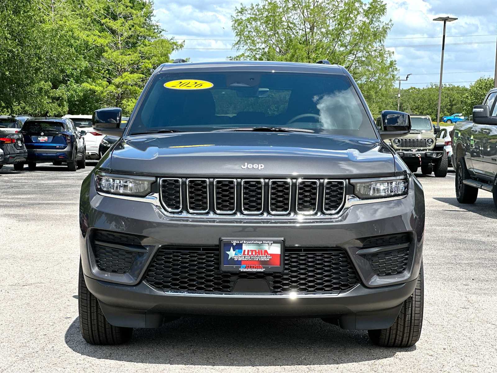 Thumbnail: 2026 Jeep Grand Cherokee - 10
