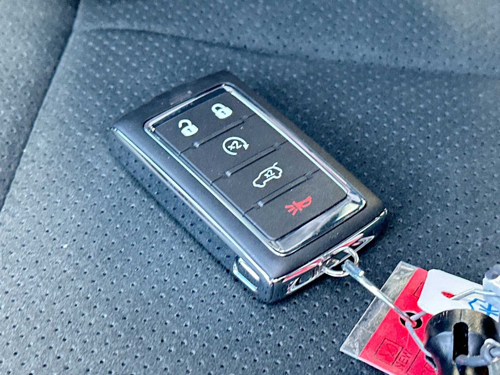 Thumbnail: 2025 Jeep Grand Cherokee - 29