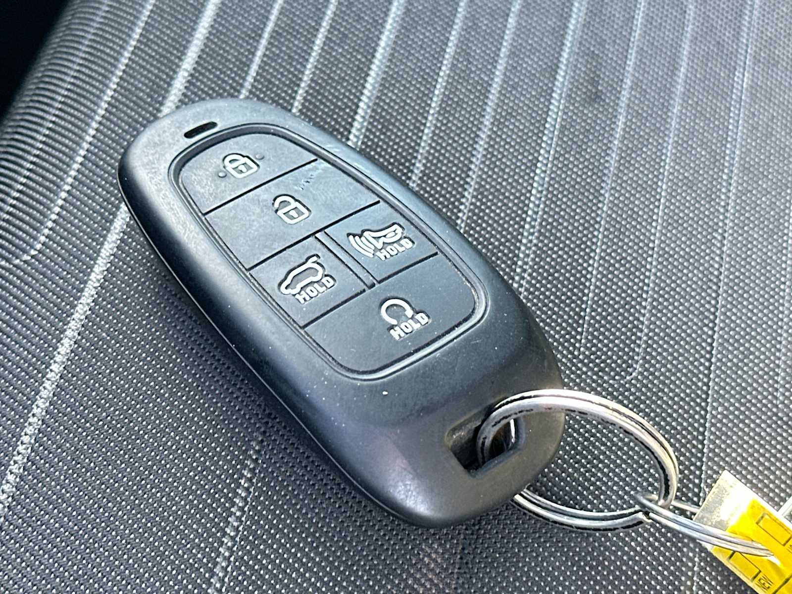 Thumbnail: 2023 Hyundai Santa Cruz - 29